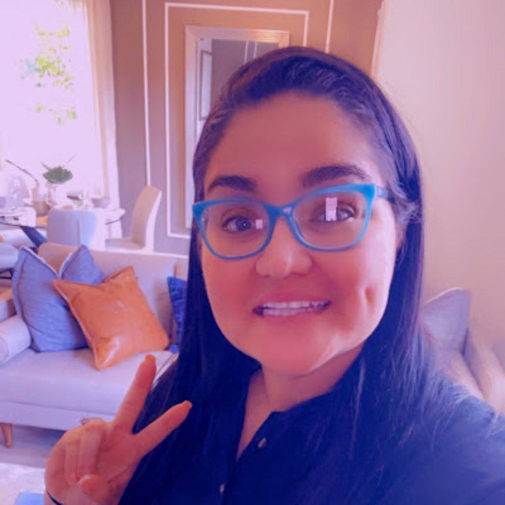 Meet your Posher, Lynette